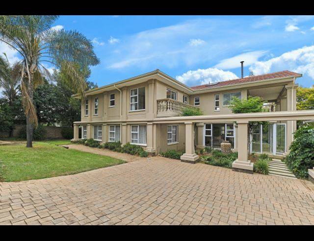5 BEDROOM HOUSE FOR SALE IN SUNNINGHILL